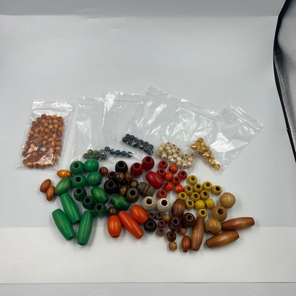 Large Vintage Lot Wooden Macrame Beads 1970's Green Orange Brown Cream - Picture 8 of 8